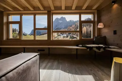 Image de Chalet \"Rotwandwiesen 3\" avec vue sur les montagnes, terrasse privée et Wi-Fi