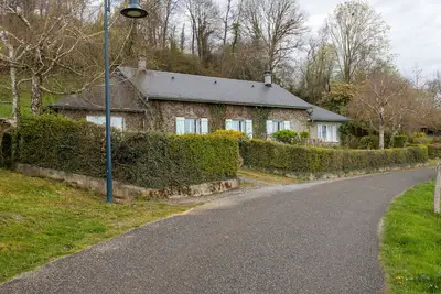 Image de Maison Camille - Gîte cosy à 10 min de Lourdes, terrasse, cheminée, parking privé