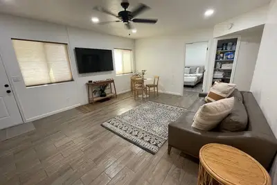 Image de Casita D: Full kitchen, in-unit laundry, spacious comfortable living