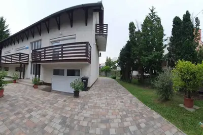 Image de Appartement de vacances avec climatisation et Wi-Fi près de l'eau