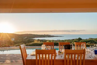 Image de Villa à Isola Rossa avec 4 chambres à coucher, 10 couchages