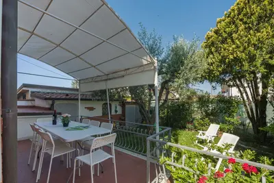 Image de Magnifique maison de vacances pour 7 personnes avec Wifi, climatisation, Tv et patio