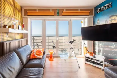 Image de Appartement d'époque avec vue sur la mer à Ostende