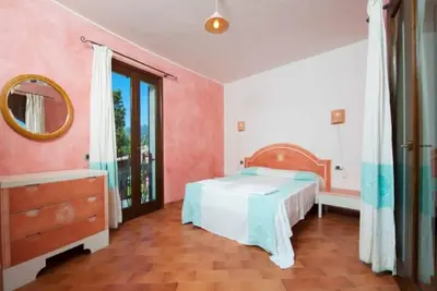 Image de Appartement dans résidence avec piscine