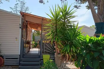 Image de Mobilhome 3 chambres, village de vacances Siblu 4 ⭐️ au bord de l’étang