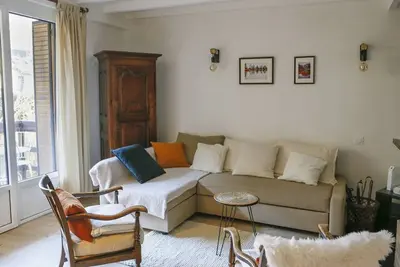 Image de Charmant Appartement avec Cheminée à Cauterets - Animaux admis, Parking et Terrasse