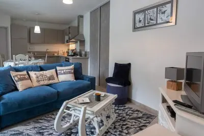 Image de Chalet élégant au centre de Cauterets avec terrasse