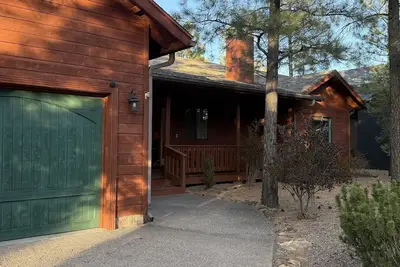 Image de Cozy 3br Mountain Cabin Getaway!