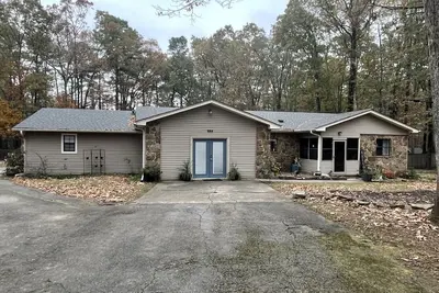 Image de Spacious, open concept 4-bedroom home in welcoming Austin, In Ground Pool, WiFi