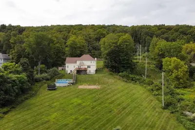 Image de Spacious Getaway! 7br w Park & pool Scenic Views