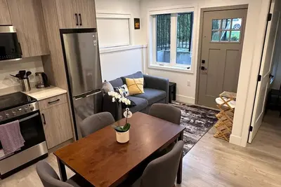 Image de Newly Built Cozy Central 2-Br Hidden Gem