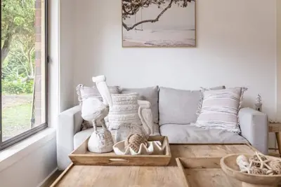 Image de Entire home central to everything the Mornington Peninsula has to offer.