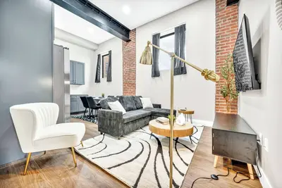 Image de 2Bed 1Bath 10 Min to Dt Ping Pong