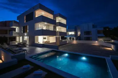 Image de Apartments for 10  with Pool