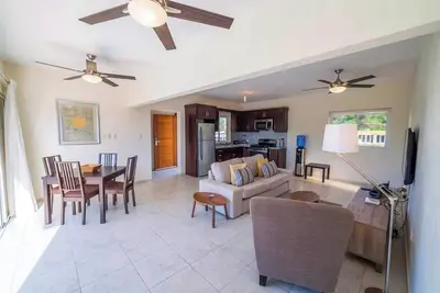 Check out this lovely Caribbean villa: 2bd, 2bt, internet, cable Tv, pool/garden