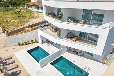 Image de Pool apartments Twins with terrace for 16