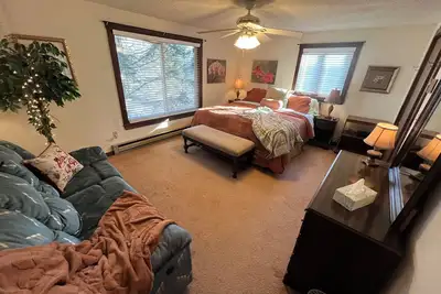 Image de Charming 3-bedroom house in Ludlow beside the Blue Lot at Okemo, close to town