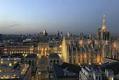Modern 3-Bedroom Apartment in Central Milan\n\n