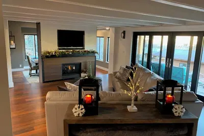 Image de Beautiful home, excellent location and room for the entire family in Durango.