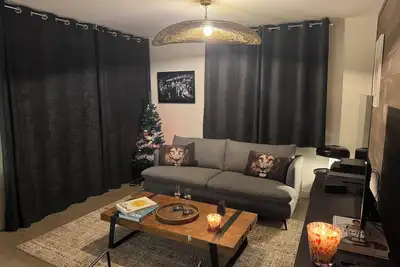 Image de Luxueux appartement de 60m2 avec jardin et box, métier quartier du Viel Alpe