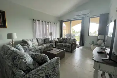 Image de Charming 2-bedroom beachfront condo with Ac and a pool in amazing Christiansted