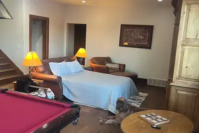 Image de Lovely home suite that sleeps 8 in Kamas with WiFi access with private entrance.