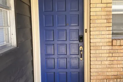 Image de Entire home, walking distance to Ou