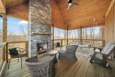 Image de Top of Mtn View/Hot Tub/Game Room/Spacious/Family Friendly