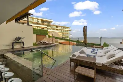 Image de Spacious villa in brilliant Bucerías with Ac, Chef, Pool