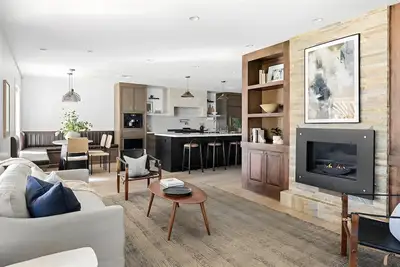 Image de 3 King  Bed/3 Bath -Downtown -Pet Friendly
