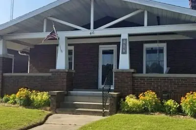 Image de Charming 2-bedroom house in Princeton with 2 queen beds, full kitchen and porch!