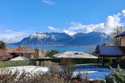 Image de Maison au calme avec très belle vue sur le lac d'Annecy