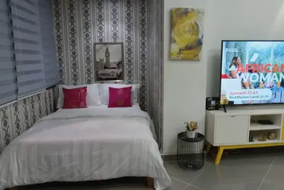 Image de Chic furnished studio appartement in the center of Abidjan zone 4.