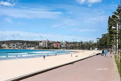 Image de Walk to Manly Beach-Relaxing 2br -Balcony-Parking