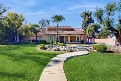 Image de Experience Luxury and Comfort in Southern California - Private Pool