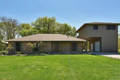 Image de Charming 3-bedroom house on San Marcos River in Martindale