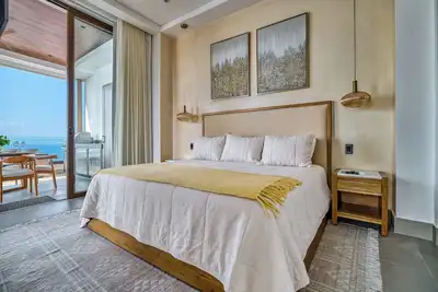 Image de Chic Penthouse Ocean Views, Rooftop Pool & Balcony