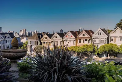 Image de Convenient to the mall and airport