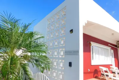 Image de Limited to one group per day] About 15 minutes by car from Yanbaru Park. Villas where you can experience the great outdoors through stargazing and kayaking