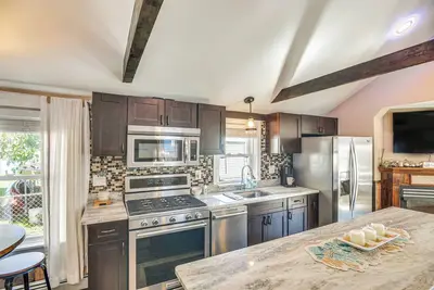 Walk to Beach: Water-View Abode in Portsmouth!