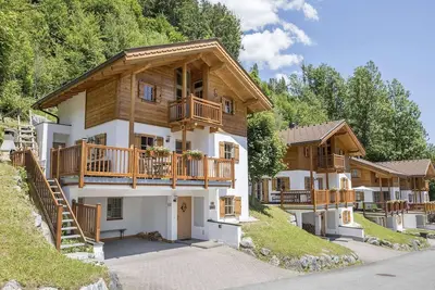 Image de Chalet calme avec sauna à Königsleiten