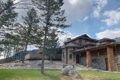 Image de Beautiful Mountain Cabin Sleeps 14