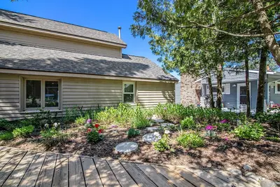 Image de 𖢻 New: Cozy Lakefront Getaway @ The Crystal Anchor House ➠ 4035