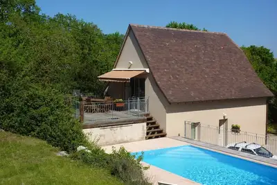 Image de Homerez - Maison spacieuse à Loubressac avec piscine privée