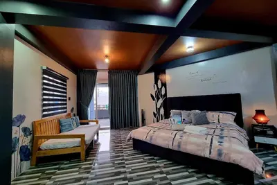 Image de Spacious Apartelle with a city view in Lucban, Quezon