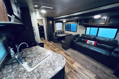 Secluded Lakeside Rv Experience