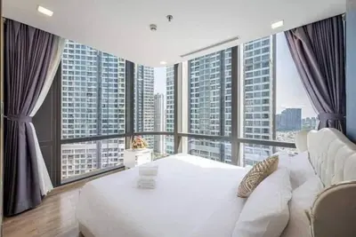 Image de Apartment for Rent at Vinhomes Central Park/Căn Hộ Vinhomes cho Thuê