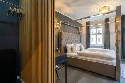 Image de Double-de Luxe-Salle de bain privée séparée-Vue ville