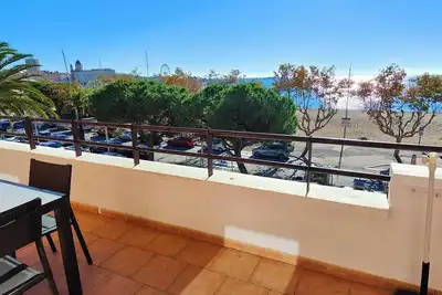 Image de Joli T2 avec terrasse en bord de mer