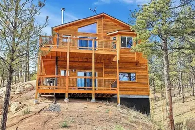 Image de Angler’s Hideout- 2 Bdrm- New- National Forest & River Close-Mountain Views